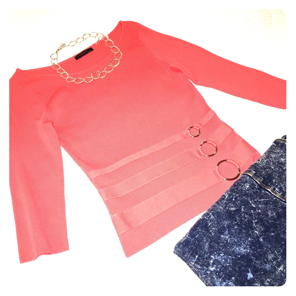 Adorable Nordstrom top, silver rings, P/P, NWOT